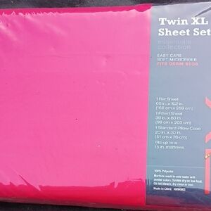 Twin XL Sheet Set - Bright Pink Microfiber